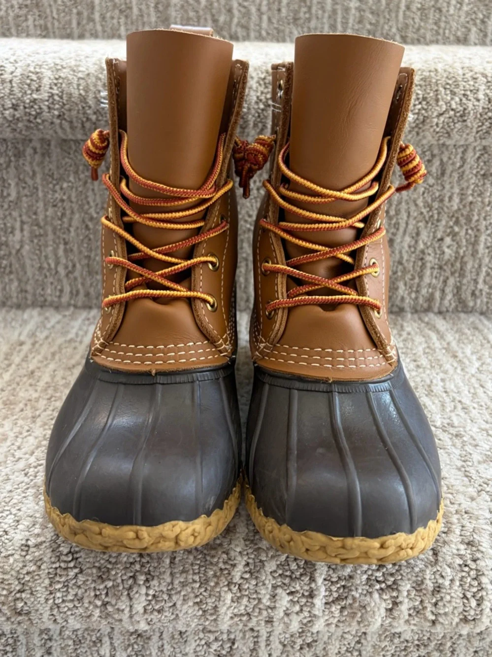 L. L. Bean Women's 8” Bean Boots. Size 6 Medium.